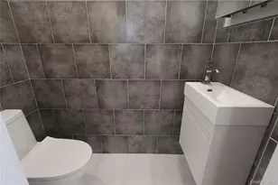 78 Ontario Rd, Floral Park, NY 11001 - Photo 5