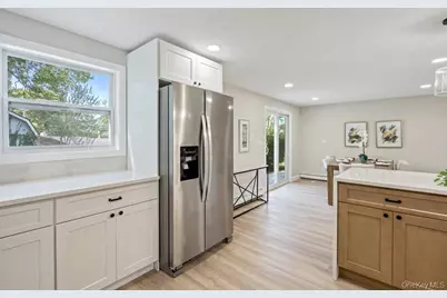 47 Iroquois Avenue, Selden, NY 11784 - Photo 15