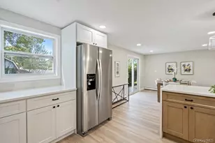 47 Iroquois Ave, Selden, NY 11784 - Photo 15