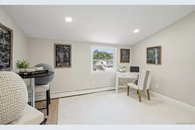 47 Iroquois Avenue, Selden, NY 11784 - Photo 25