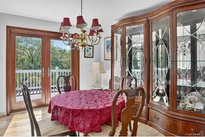 986 Cliff Avenue, Yorktown Heights, NY 10598 - Photo 17