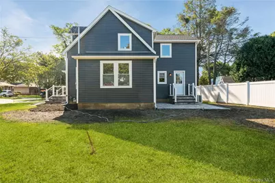 24 Charles Street, Hicksville, NY 11801 - Photo 33