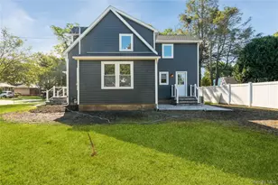 24 Charles St, Hicksville, NY 11801 - Photo 33