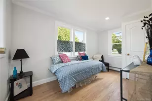 24 Charles St, Hicksville, NY 11801 - Photo 19