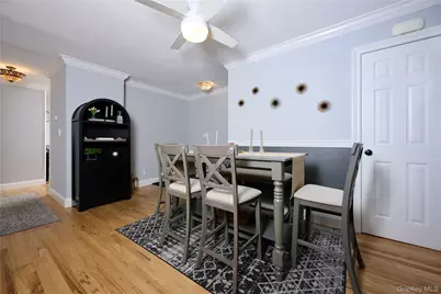 86 Farber Drive #86, West Babylon, NY 11704 - Photo 5