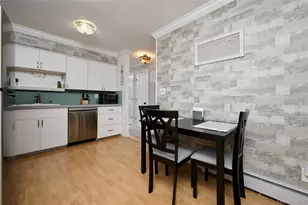 86 Farber Dr, West Babylon, NY 11704 - Photo 9