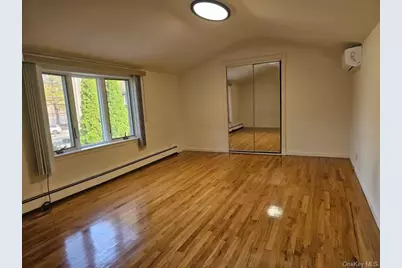 17-02 Clintonville Street, Whitestone, NY 11357 - Photo 13