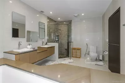 5 Farmwoods Lane, Upper Brookville, NY 11545 - Photo 27