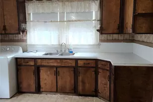 547 Violet Ave Unit A 547 Violet Ave, Hyde Park, NY 12538 - Photo 3