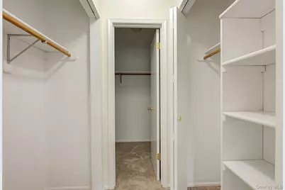 56 Fairlawn Drive, Central Islip, NY 11722 - Photo 33