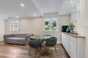 30 Bunny Ln, East Setauket, NY 11733 - Photo 11