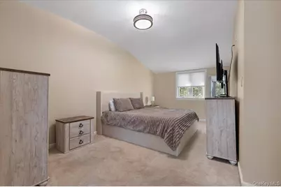 30 Bunny Lane, East Setauket, NY 11733 - Photo 23