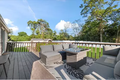 30 Bunny Lane, East Setauket, NY 11733 - Photo 27