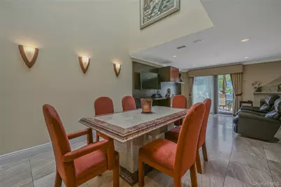 86 Chestnut Lane, Woodbury, NY 11797 - Photo 9