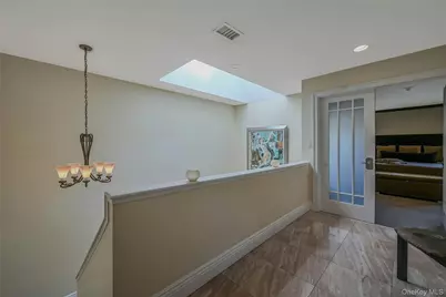 86 Chestnut Lane, Woodbury, NY 11797 - Photo 15