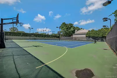 86 Chestnut Lane, Woodbury, NY 11797 - Photo 31