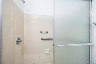 100 Daly Boulevard #411, Oceanside, NY 11572 - Photo 25