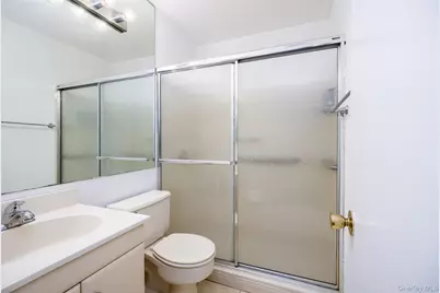 100 Daly Boulevard #411, Oceanside, NY 11572 - Photo 19