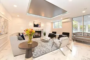 320 E Shore Rd, Great Neck, NY 11023 - Photo 9