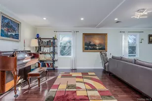 3 Earl Rd, Melville, NY 11747 - Photo 13