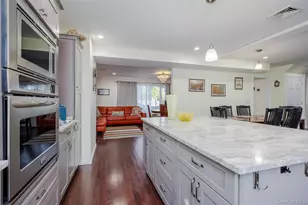 3 Earl Rd, Melville, NY 11747 - Photo 7