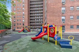 61-15 97th St, Flushing, NY 11374 - Photo 19