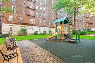 72-61 113th St, Forest Hills, NY 11375 - Photo 23