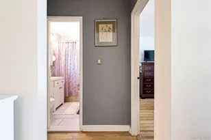 72-61 113th St, Forest Hills, NY 11375 - Photo 17