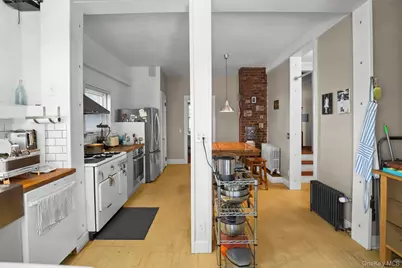 39 Bayley Avenue, Yonkers, NY 10705 - Photo 13