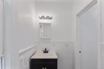 15 Desmond Avenue, Bronxville, NY 10708 - Photo 11