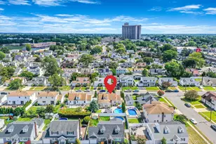 71 Rose Dr, East Meadow, NY 11554 - Photo 7