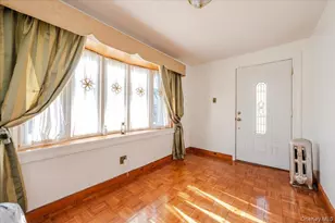 122-53 Milburn St, Saint Albans, NY 11413 - Photo 3