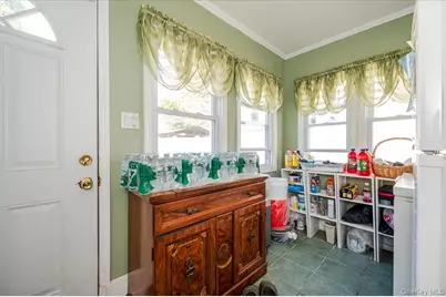 12253 Milburn Street, Saint Albans, NY 11413 - Photo 17