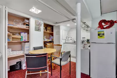 10324 127th Street, Richmond Hill, NY 11419 - Photo 5