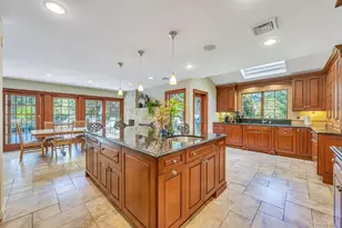 40 Somerset Pl, Syosset, NY 11791 - Photo 25