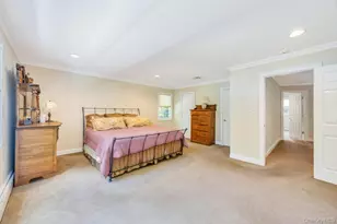 40 Somerset Pl, Syosset, NY 11791 - Photo 41