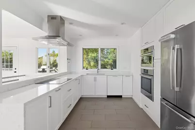 4 Bayberry Lane, Remsenburg, NY 11960 - Photo 5