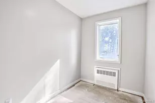 105 Grove St, Monsey, NY 10952 - Photo 15