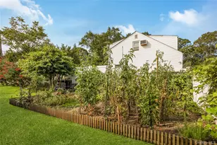 2 Hamilton St, Farmingdale, NY 11735 - Photo 33