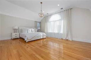 2 Hamilton St, Farmingdale, NY 11735 - Photo 23