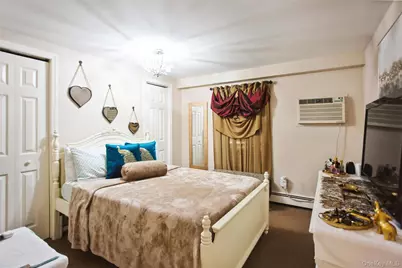 200 E Euclid Street, Valley Stream, NY 11580 - Photo 11