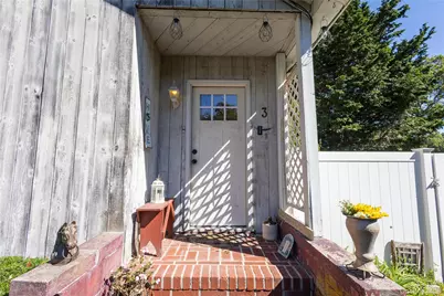 3 Beacon Drive, Sound Beach, NY 11789 - Photo 5
