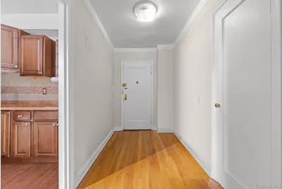 8380 118th St #6G, Kew Gardens, NY 11415 - Photo 9