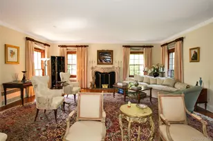 40 Deer Park Rd, Great Neck, NY 11024 - Photo 11