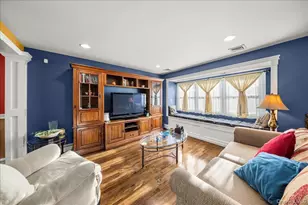 211 Washington Ave, Brentwood, NY 11717 - Photo 7