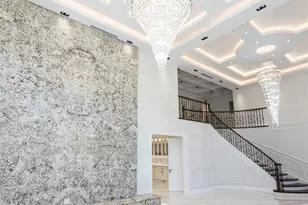 66-16 253rd St, Little Neck, NY 11362 - Photo 3