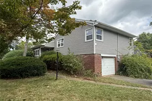 6 Albermarle Ave, Huntington Station, NY 11746 - Photo 3