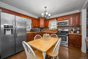 133-27 135th Pl, Ozone Park, NY 11420 - Photo 7