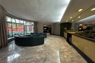 69-10 Yellowstone Blvd, Forest Hills, NY 11375 - Photo 21