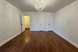 69-10 Yellowstone Blvd, Forest Hills, NY 11375 - Photo 11